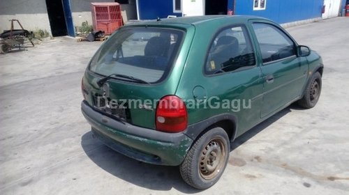 Dezmembrez Opel Corsa B, an 1997