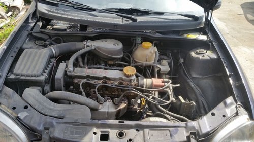 Dezmembrez Opel Corsa B, an 1999, 1.4 benzina