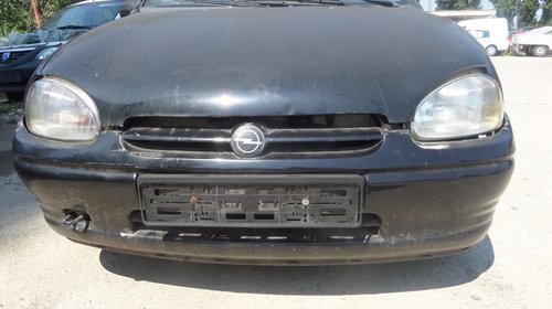 Dezmembrez Opel Corsa B DIN 1997