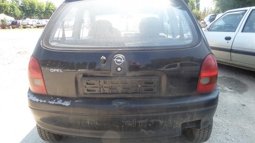 Dezmembrez Opel Corsa B DIN 1997