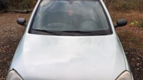 Dezmembrez Opel Corsa C 1.0 Benzina 2003 Clim