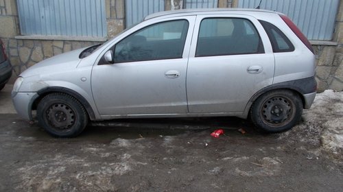 Dezmembrez opel corsa C 1.0 benzina