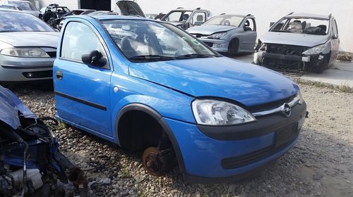 Dezmembrez Opel Corsa C, 1000 benzina, an 2003