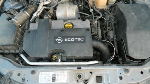 Dezmembrez Opel Corsa C - 2003