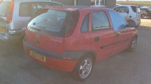 Dezmembrez opel corsa c din 2001