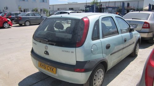Dezmembrez Opel Corsa C din 2003, 1.7 dti