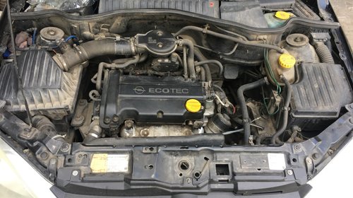 Dezmembrez opel corsa c motor 1.2 benzina