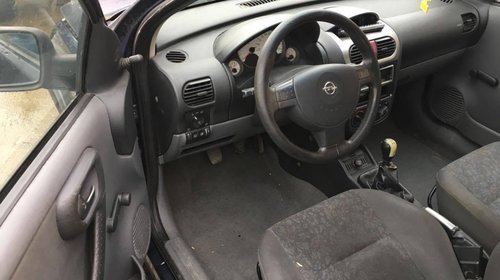 Dezmembrez Opel Corsa C