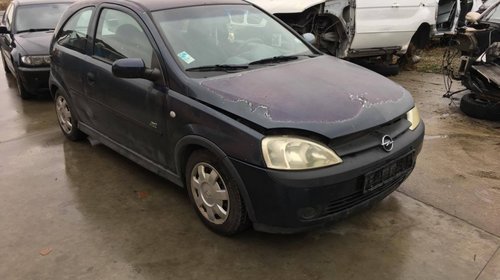 Dezmembrez Opel Corsa C