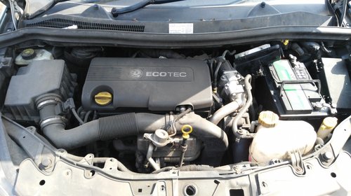 Dezmembrez Opel Corsa D 2 usi 1.7.Cod motor:Z17DTR