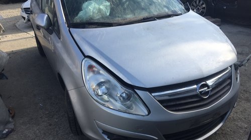 Dezmembrez Opel Corsa D 2007 hatchback 1.3 cdti