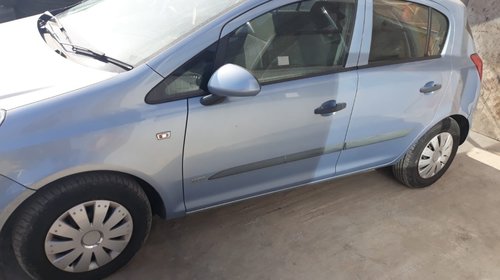 Dezmembrez opel corsa d 2009