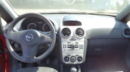 Dezmembrez Opel Corsa D, an 2007, motor 1.2 benzina