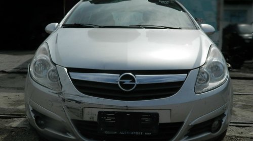 Dezmembrez Opel Corsa D , motor 1.2 Benzina