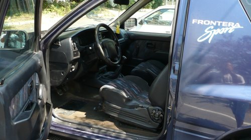 Dezmembrez Opel Frontera A 1997 2.5 Tds Utilitara Albastra