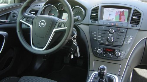 Dezmembrez Opel Insignia 2.0 CDTI Caravan&Hatchback
