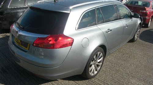 Dezmembrez Opel insignia 2.0cdti combi