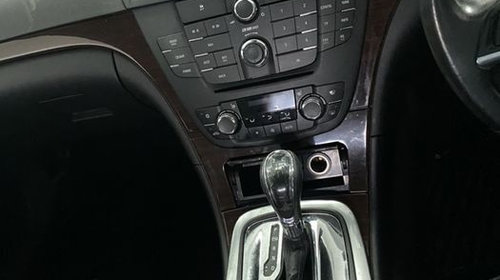 Dezmembrez Opel Insignia 2009-2014 automat hatchback