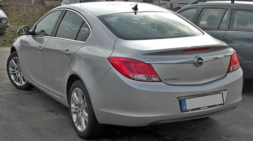 Dezmembrez Opel Insignia An 2009 Motor 2000 D