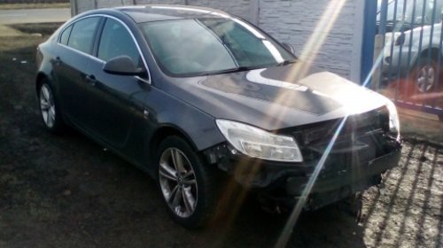 Dezmembrez Opel Insignia ,an 2009