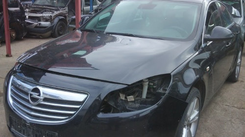 Dezmembrez Opel Insignia an 2009