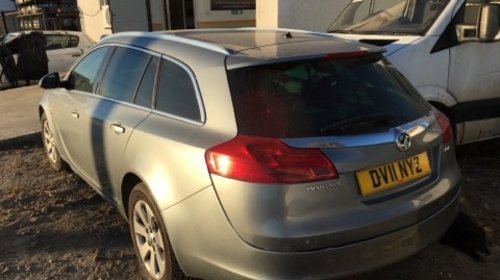 Dezmembrez Opel Insignia Break 2010