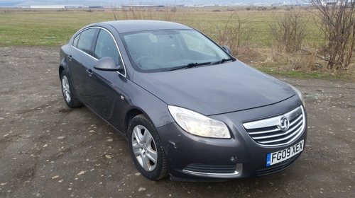 Dezmembrez Opel Insignia hatchback, model 201