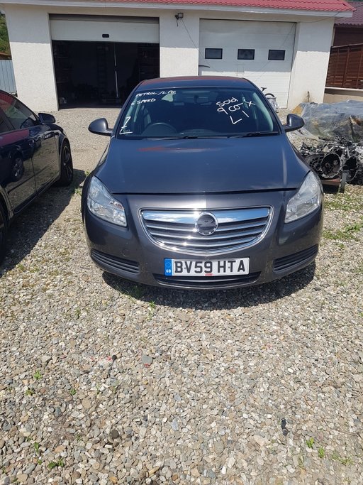 Dezmembrez Opel Insignia Z18XER 2009