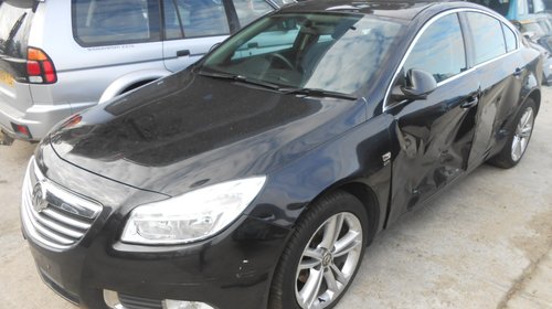 Dezmembrez opel insignia