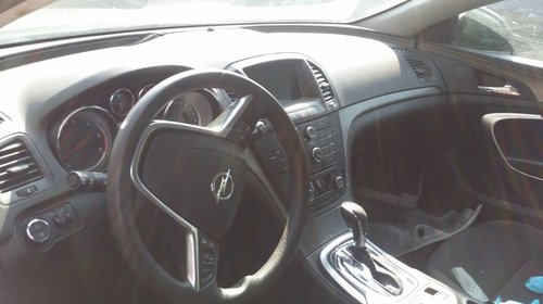 DEZMEMBREZ OPEL INSIGNIA