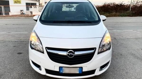 Dezmembrez Opel Meriva 1.4 benzina turbo 2015