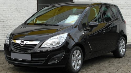 Dezmembrez Opel Meriva 1.4 i turbo 2011
