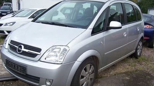 Dezmembrez opel meriva 1.6 benzina 2004