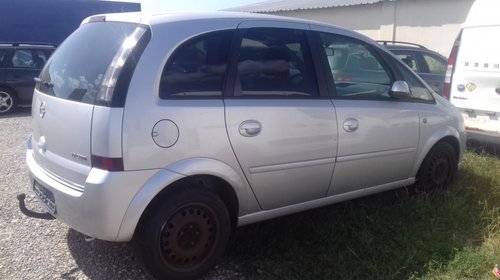 Dezmembrez Opel Meriva 1.7 CDTi an 2005