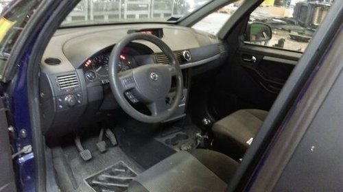 Dezmembrez opel meriva 1.7 dti