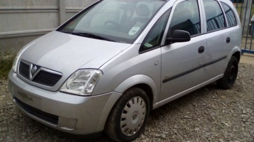 Dezmembrez Opel Meriva ,an 2004