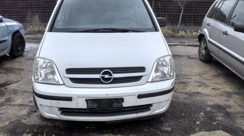 Dezmembrez Opel Meriva