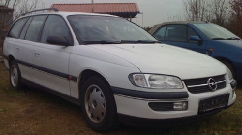 Dezmembrez opel omega 2.0 1995