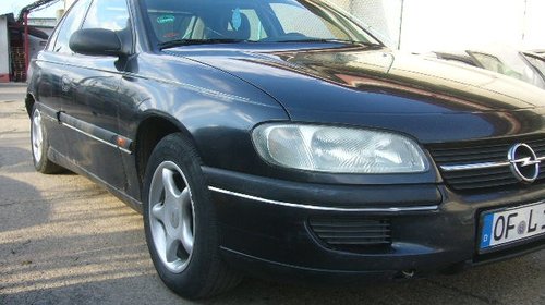 Dezmembrez Opel Omega 2.0 benzina an 1995