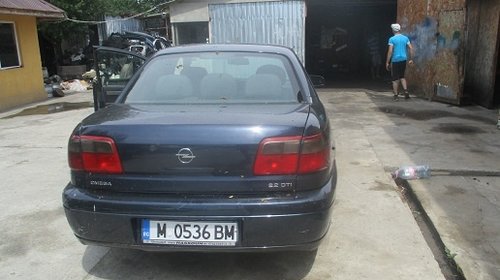 Dezmembrez Opel Omega 2.2 DTI 2004 Y22DTH