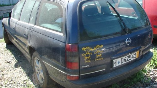 Dezmembrez Opel Omega din 1998