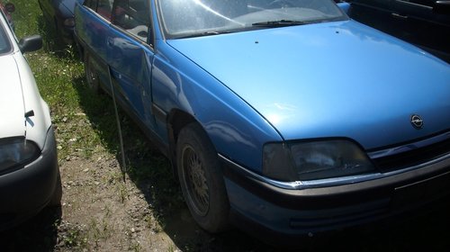 Dezmembrez Opel Omega