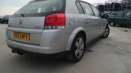 Dezmembrez Opel Signum din 2003, 2.2 b