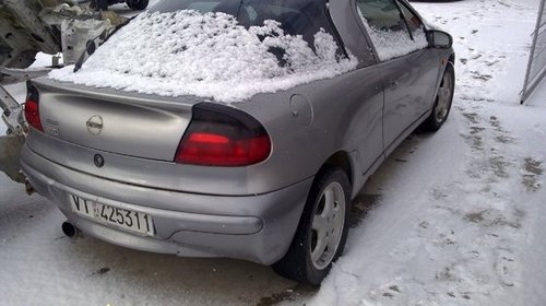 Dezmembrez Opel Tigra 1 4i An 1997