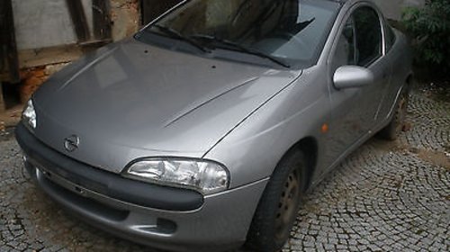 Dezmembrez opel tigra 1.6 1997