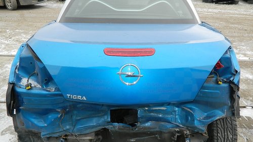 Dezmembrez Opel Tigra 2004-2010