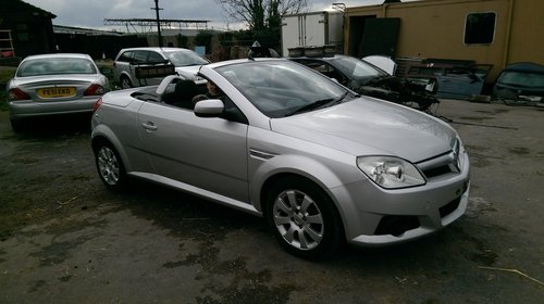 Dezmembrez Opel Tigra B TwinTop Z14XEP