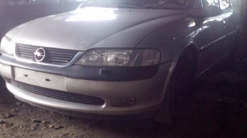 Dezmembrez Opel vectra b 1.6 ecotec