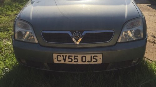 Dezmembrez Opel Vectra 2.2 CDTI 2005