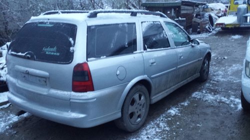 Dezmembrez Opel Vectra 2000 Diesel